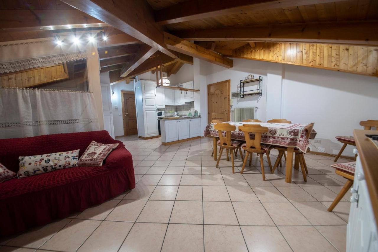 Appartamento Val Di Sole 迪马罗 外观 照片
