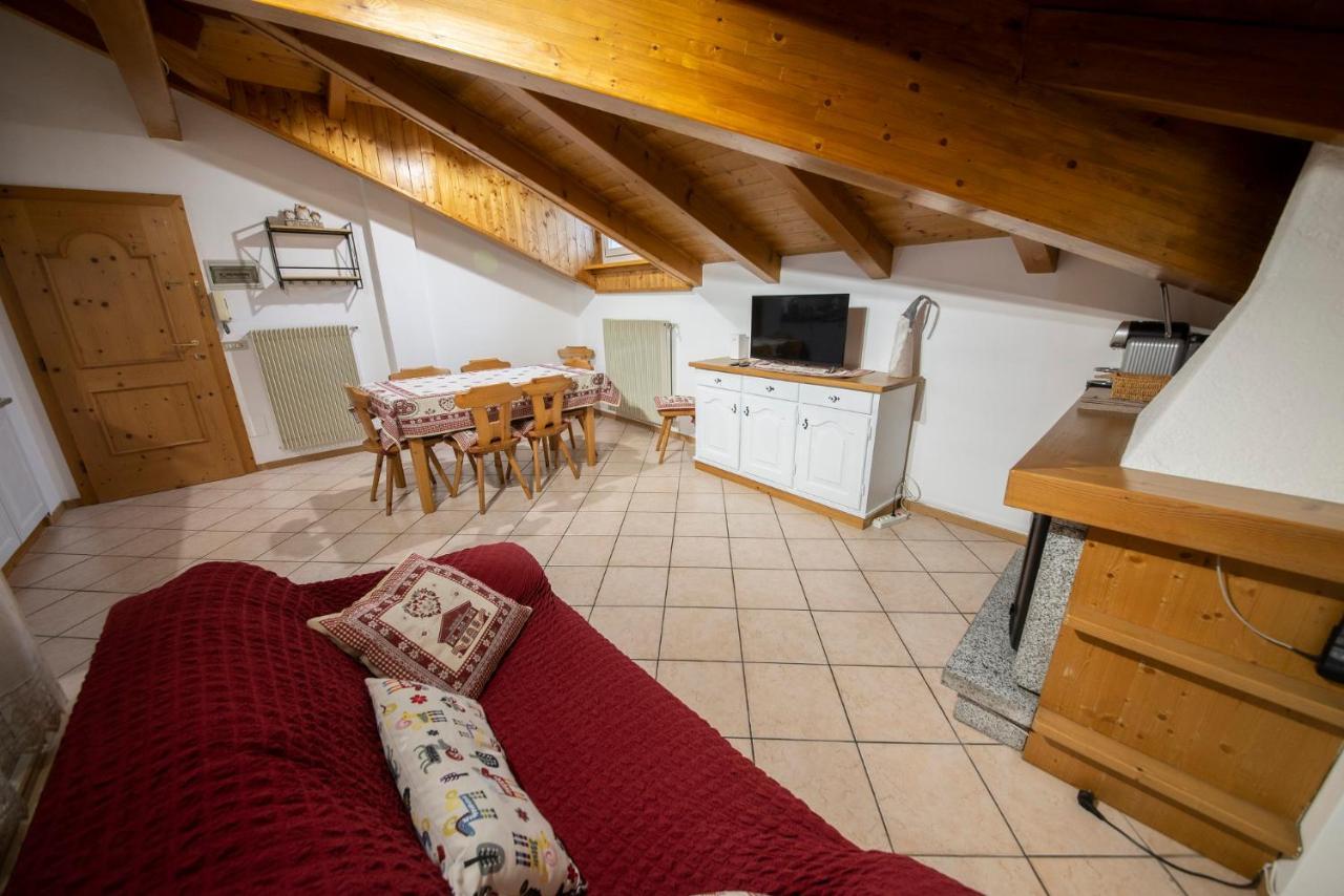 Appartamento Val Di Sole 迪马罗 外观 照片